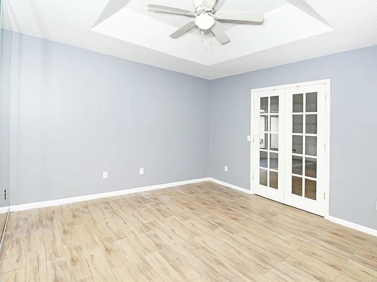 896 Rose Ct — Photo 17