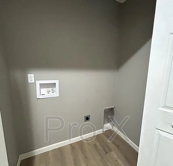 712 N Columbus St #A — Photo 10