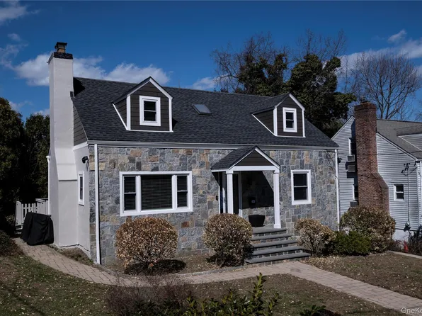 40 Wickford Road, New Rochelle, NY 10801