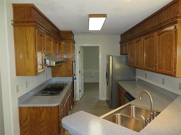 5th image of 2141 Windermere Cir