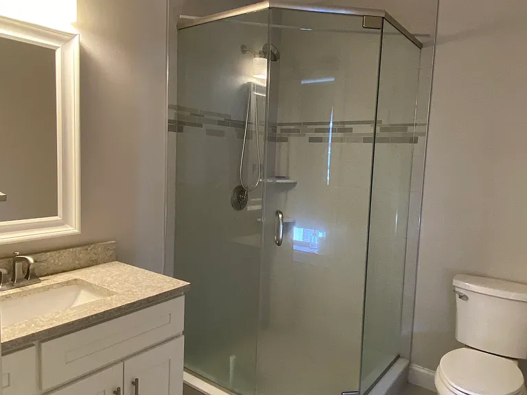 150 Quincy Ave #5B — Photo 29