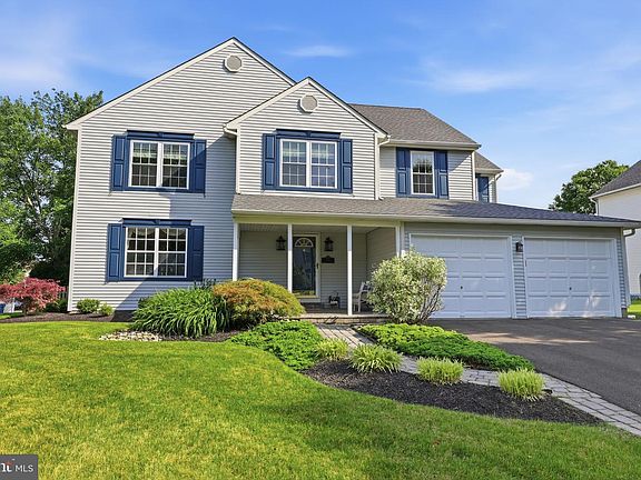 3rd image of 50 Copperleaf Dr