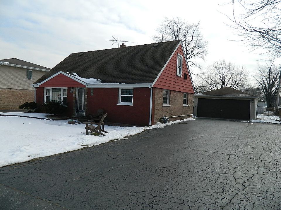 1st image of 8023 W 92nd Pl