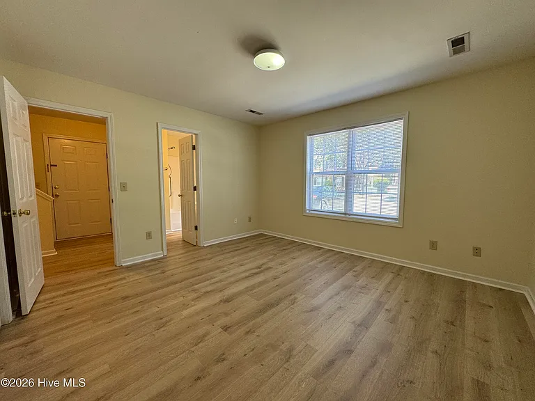 5147 Lamppost Cir — Photo 10