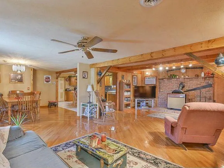492 Olinger Dr — Photo 18