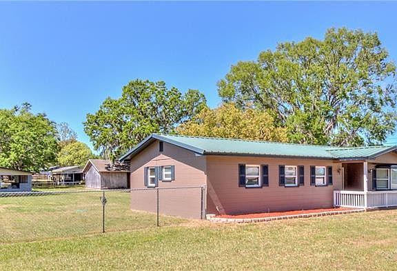 2nd image of 4216 Sunnyside Dr