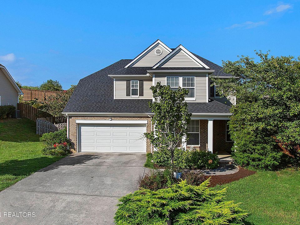 1st image of 2501 Ancient Oak Ln