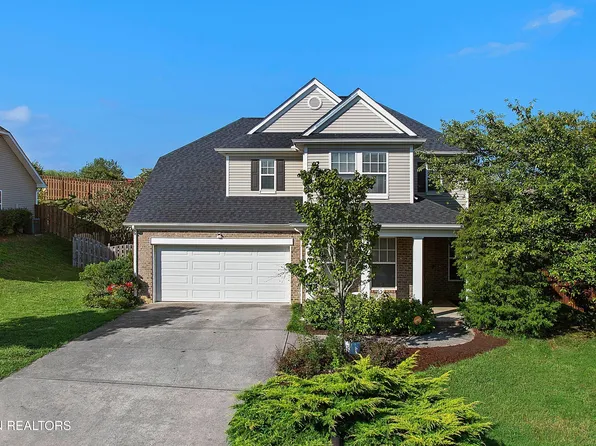 2501 Ancient Oak Ln, Knoxville, TN 37931