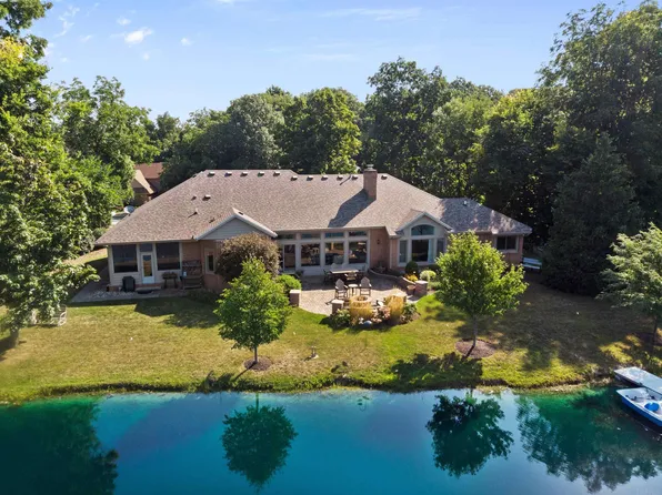 2810 Meadow Strm, Fort Wayne, IN 46825