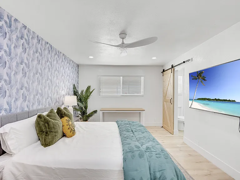 1075 Molino Ave #3 — Photo 33