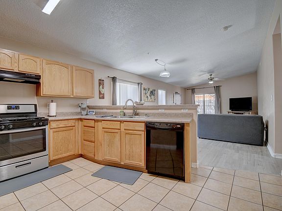 5th image of 10487 Calle Cordoba NW