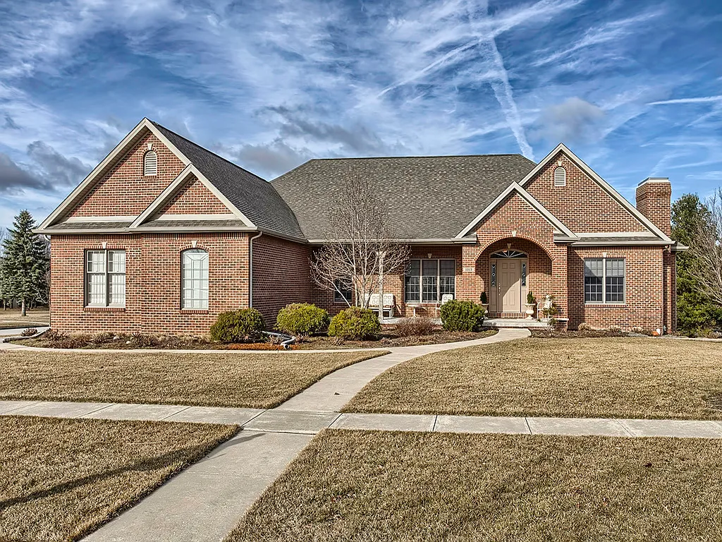 1213 Alydar Dr photo 1