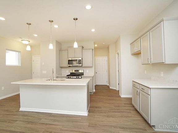 3rd image of 5570 Boulder Ct #43