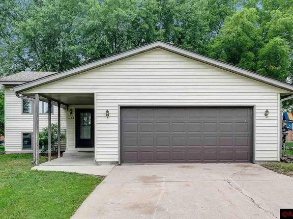 414 2nd St SW, Montgomery, MN 56069