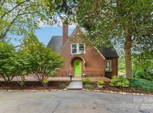 1205 E Union St, Morganton, NC 28655