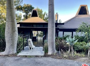 15137 Mulholland Dr, Los Angeles, CA 90077