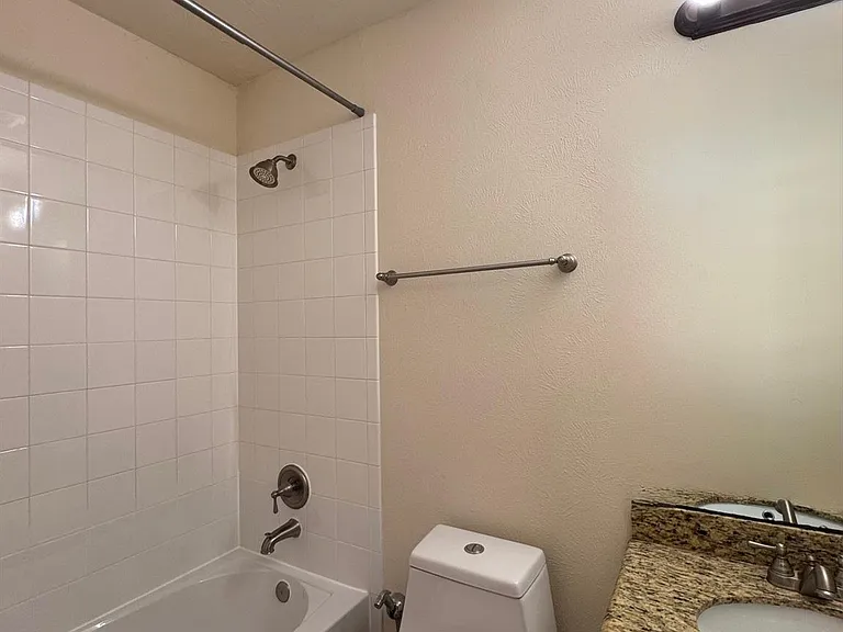 26123 Ginger Gables Ln — Photo 20
