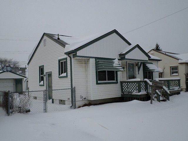 2nd image of 3394 22nd St