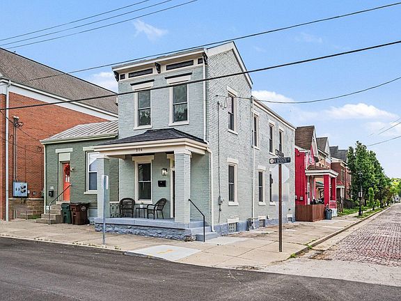 2nd image of 216 W 7th St