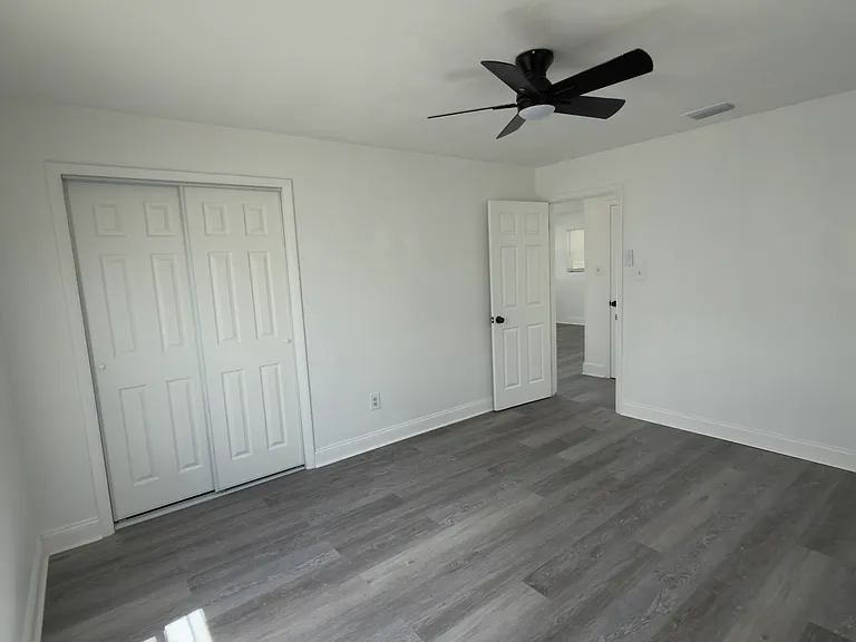 3847 Maxine St — Photo 4