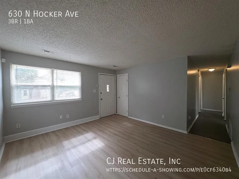 3 bed, 864 sqft, $1,195 — Photo 2
