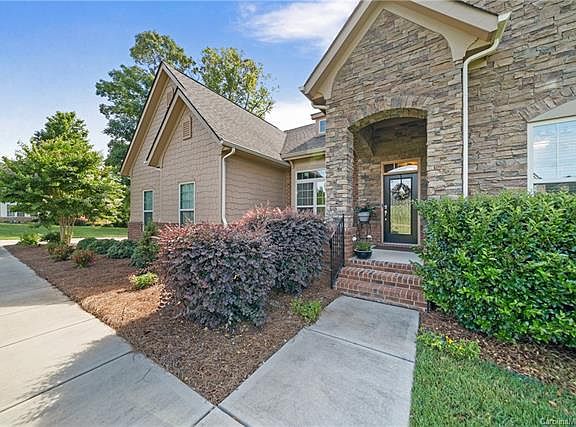 2nd image of 9335 Stonebridge Way
