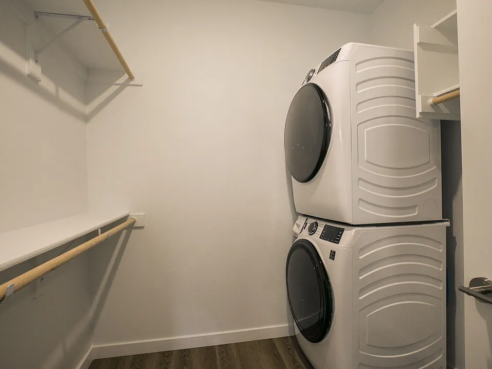 Allaso Journal Center apartments community photo