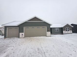 W5634 Tonys Way, Appleton, WI 54915