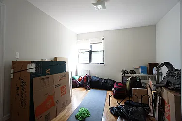 Rented by Rennit Inc.