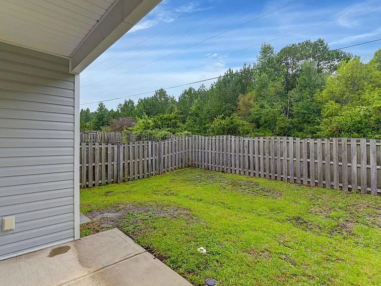 206 Orange Pond Ct — Photo 8