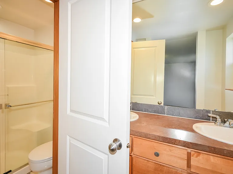 2107 E Jefferson St #2107SEATTLE — Photo 22