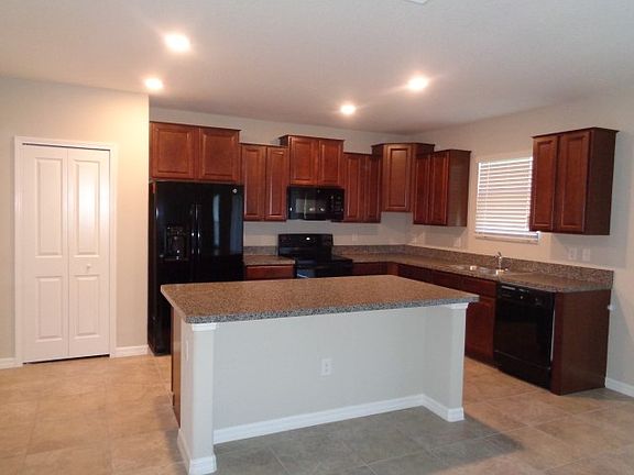 4th image of 10128 Carloway Hills Dr