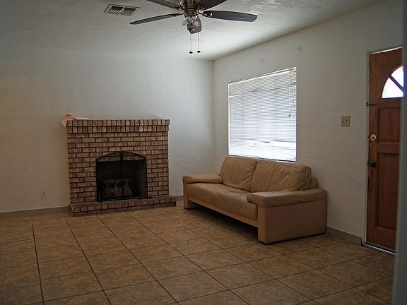 4th image of 2314 W Orange Dr