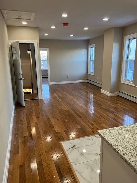 1st image of 137-40 Jamaica Ave #2