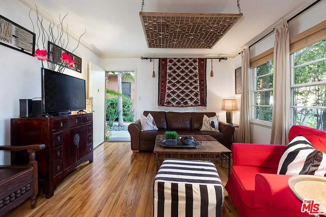 1 bed, 1.0 bath, $4,445 — Photo 3
