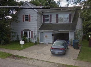 1080 Belleview Ave, Barberton, OH 44203