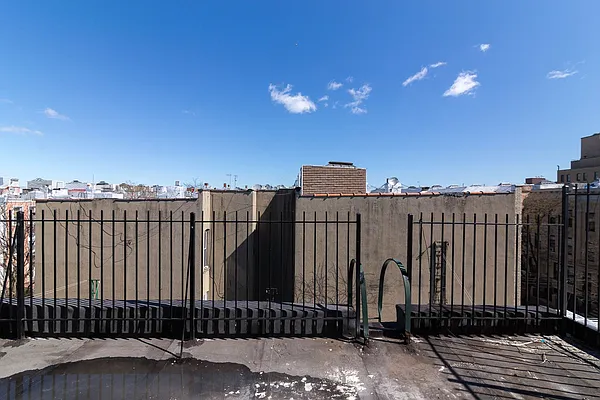 Rented by Nooklyn NYC LLC | media 62