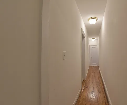 Rented by LEE & ASSOCIATES NYC RESIDENTIAL LLC | media 4