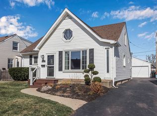 210 Cleveland Dr, Buffalo, NY 14223