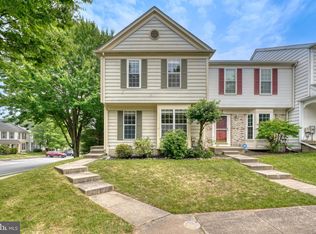 2 Windbluff Ct, Owings Mills, MD