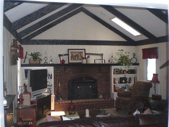 Living room north wall