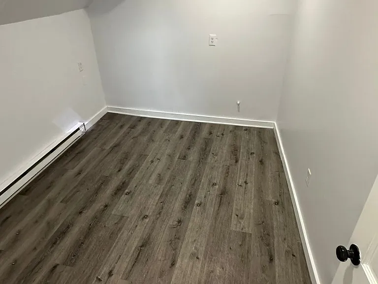 95 Central St #1 — Photo 4