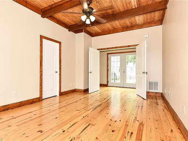 445 McAdoo Ave #445 — Photo 24