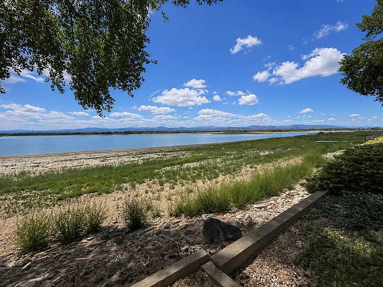 3957 Valley Oak Dr — Photo 41