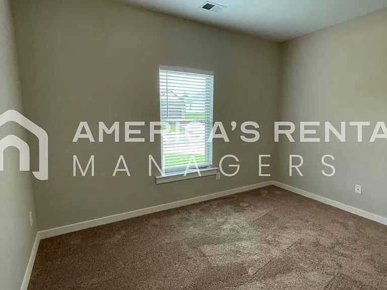 10317 Middleton Rd — Photo 39