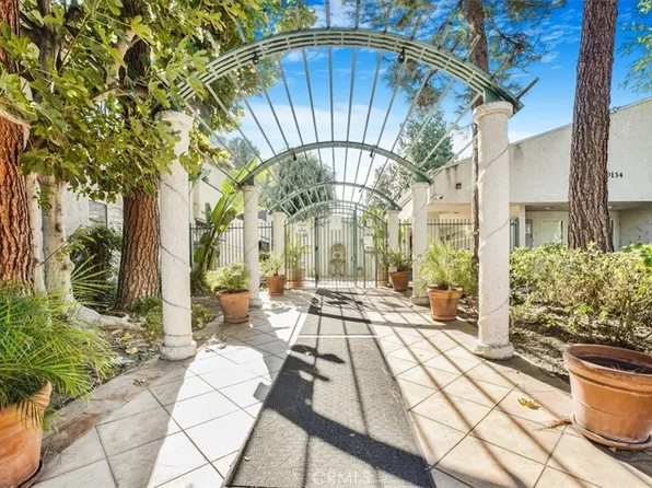 20134 Leadwell St Unit 375, Winnetka, CA 91306