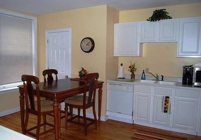 300 E 3rd St #2E — Photo 12
