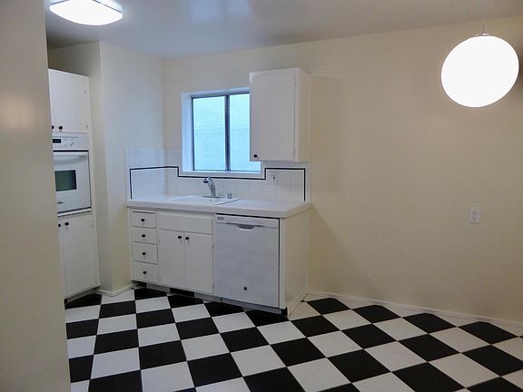 3rd image of 1803 Broadway #202