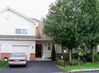 17 Black Eyed Susan Rd, Langhorne, PA 19047