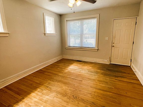 4th image of 4919 Lindenwood Ave #1E